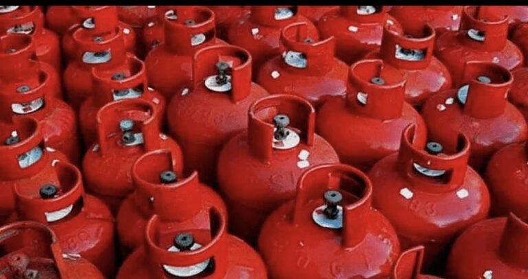 బిగ్ అలర్ట్.. గ్యాస్ సిలిండర్ బుకింగ్ గడువు పెరిగిందండోయ్..