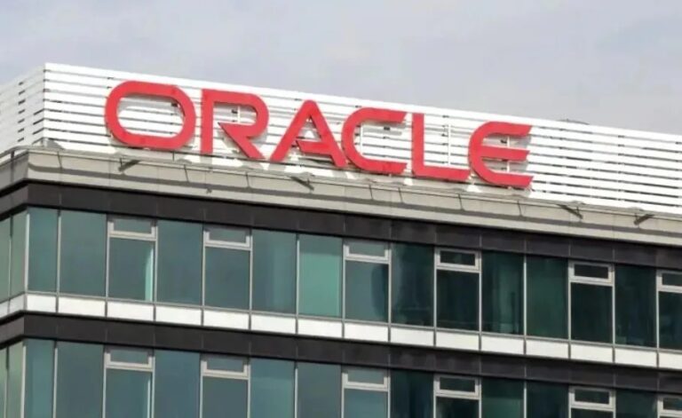 oracle dangerbells| డేంజర్ బెల్స్ మోగిస్తున్న ఒరాకిల్ ! టేకిల్లో గుబులు రేపుతున్న మెయిల్స్